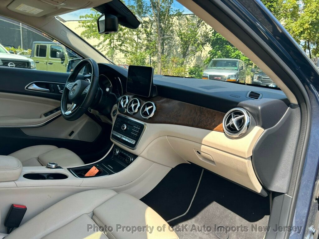 2020 Mercedes Benz GLA 250 4MATIC photo 25