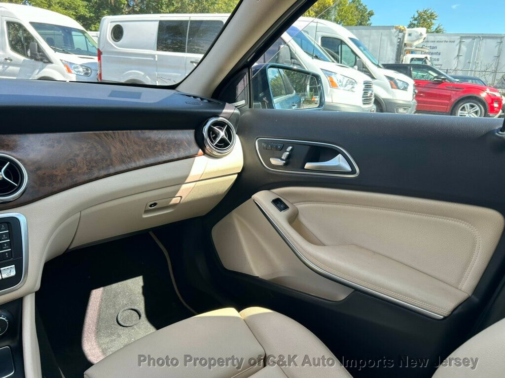2020 Mercedes Benz GLA 250 4MATIC photo 33