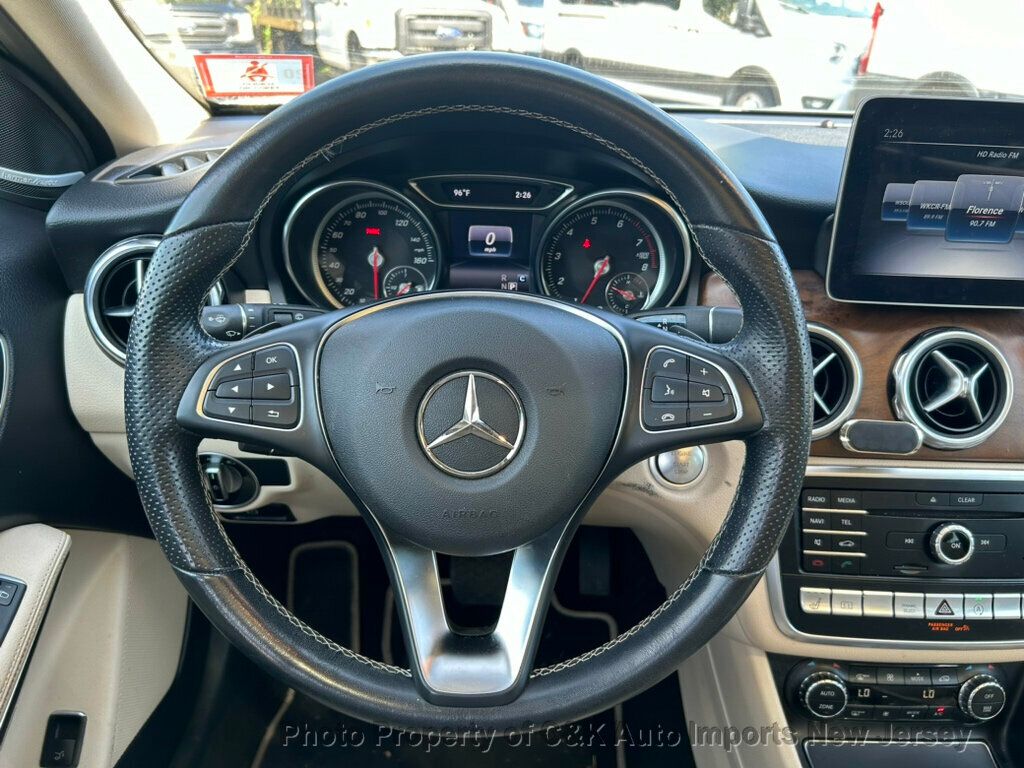 2020 Mercedes Benz GLA 250 4MATIC photo 34