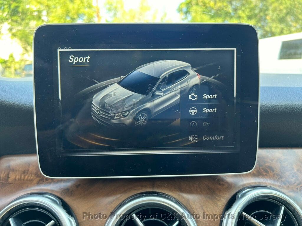 2020 Mercedes Benz GLA 250 4MATIC photo 47