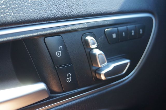 2020 Mercedes-Benz GLA GLA 250, 4MATIC, PANORAMA MOON ROOF, LEATHER, BACKUP CAMERA - 23007097 - 16