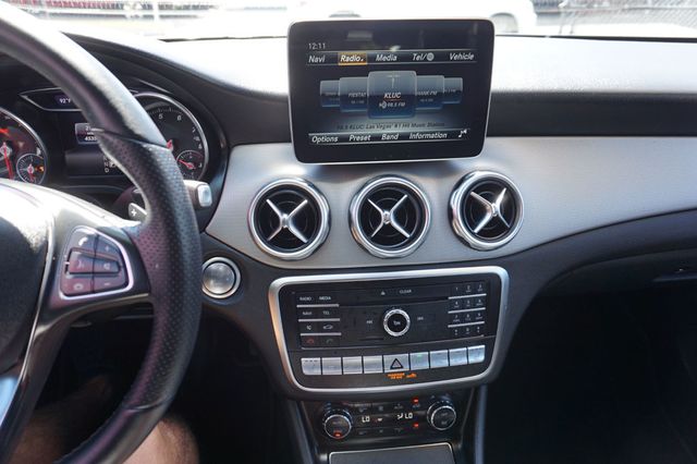 2020 Mercedes-Benz GLA GLA 250, 4MATIC, PANORAMA MOON ROOF, LEATHER, BACKUP CAMERA - 23007097 - 22