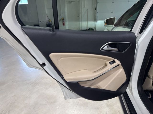 2020 Mercedes-Benz GLA GLA 250 4MATIC SUV - 23032389 - 32