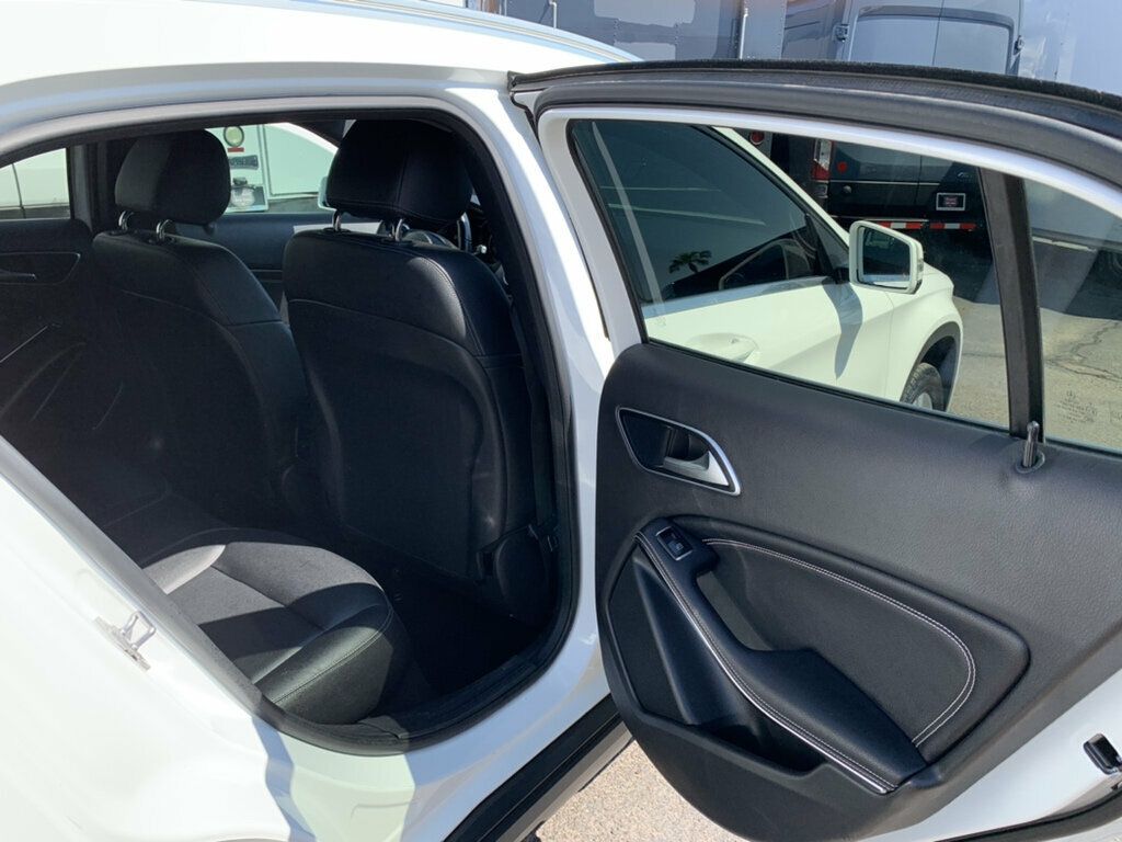 2020 Mercedes-Benz GLA GLA 250 SUV - 23064961 - 21