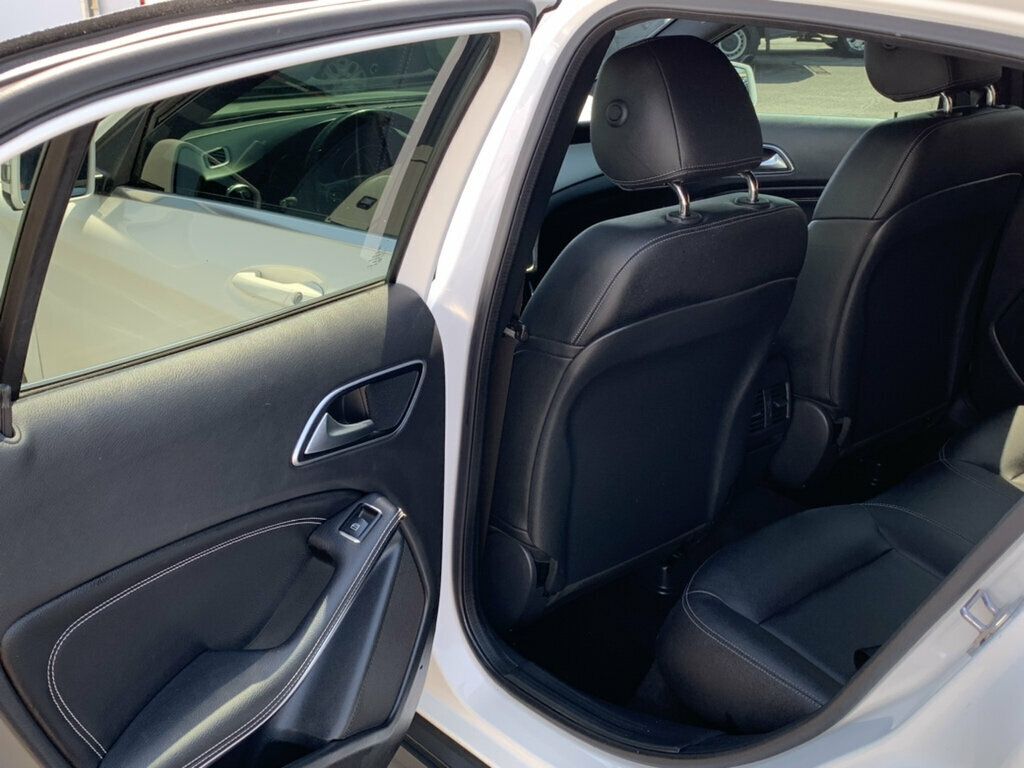 2020 Mercedes-Benz GLA GLA 250 SUV - 23064961 - 25