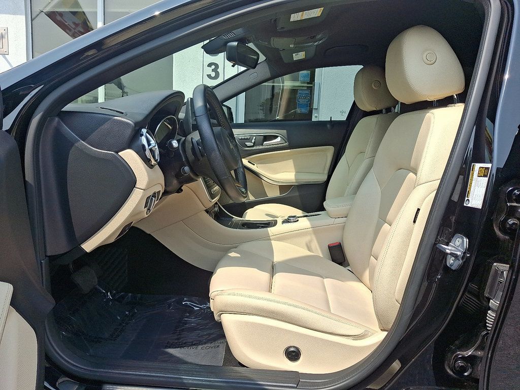 2020 Mercedes Benz GLA 250 photo 13