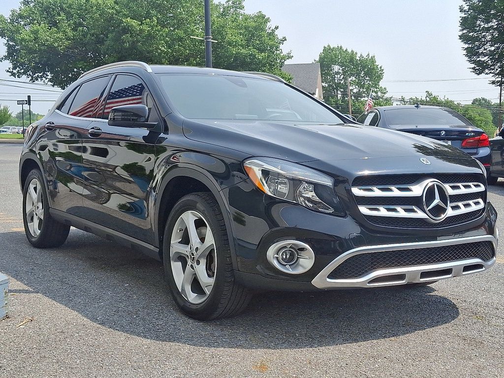 2020 Mercedes Benz GLA 250 photo 3