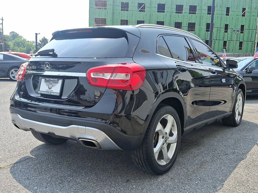 2020 Mercedes Benz GLA 250 photo 4
