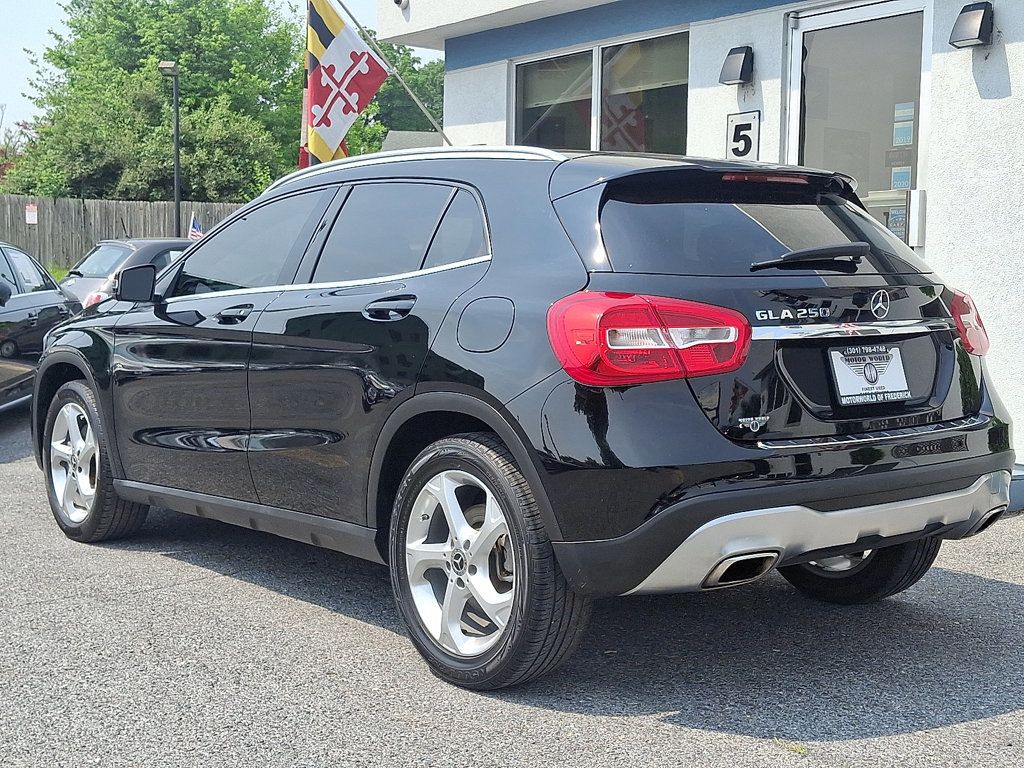 2020 Mercedes Benz GLA 250 photo 6