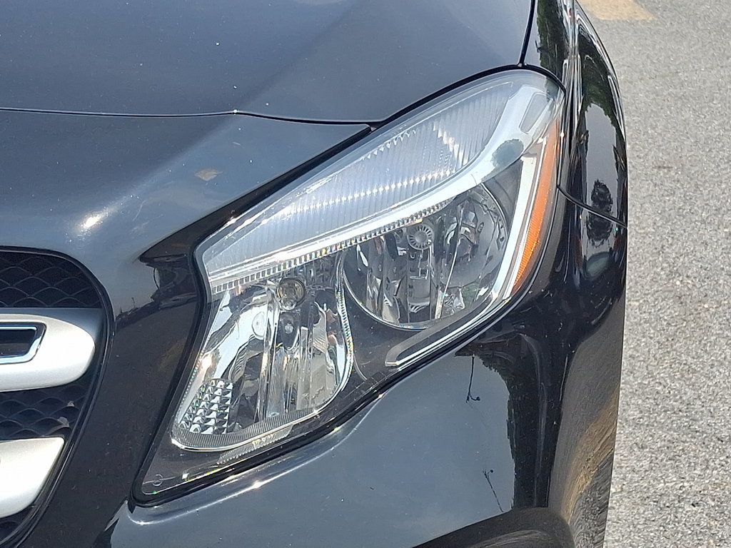 2020 Mercedes Benz GLA 250 photo 9