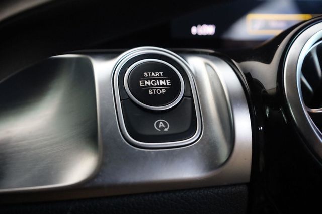 2020 Mercedes-Benz GLB GLB 250 - 23081919 - 33
