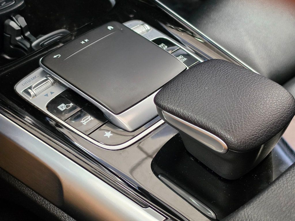 2020 Mercedes-Benz GLB GLB 250 4MATIC SUV - 23060240 - 40
