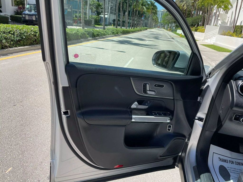 2020 Mercedes-Benz GLB GLB 250 4MATIC SUV - 22796115 - 16