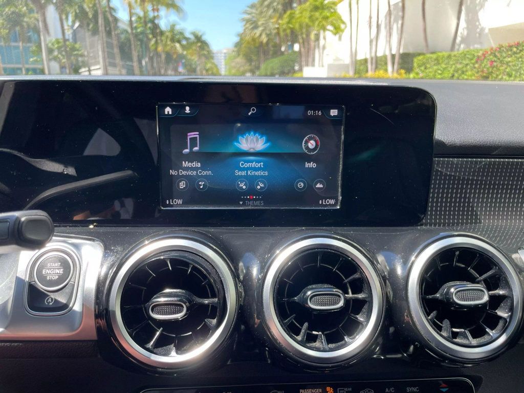 2020 Mercedes-Benz GLB GLB 250 4MATIC SUV - 22796115 - 27