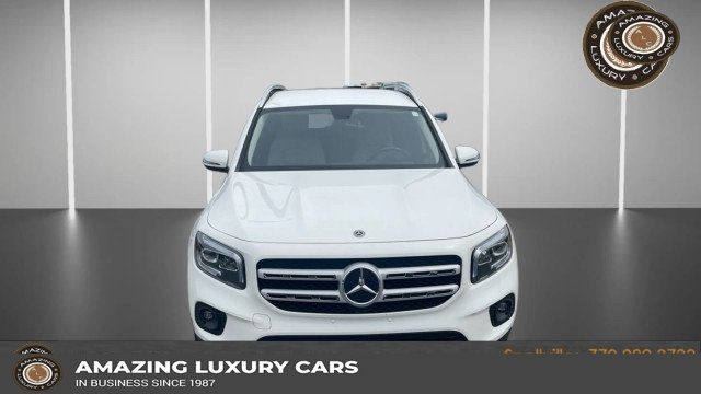 2020 Mercedes-Benz GLB GLB250's photo
