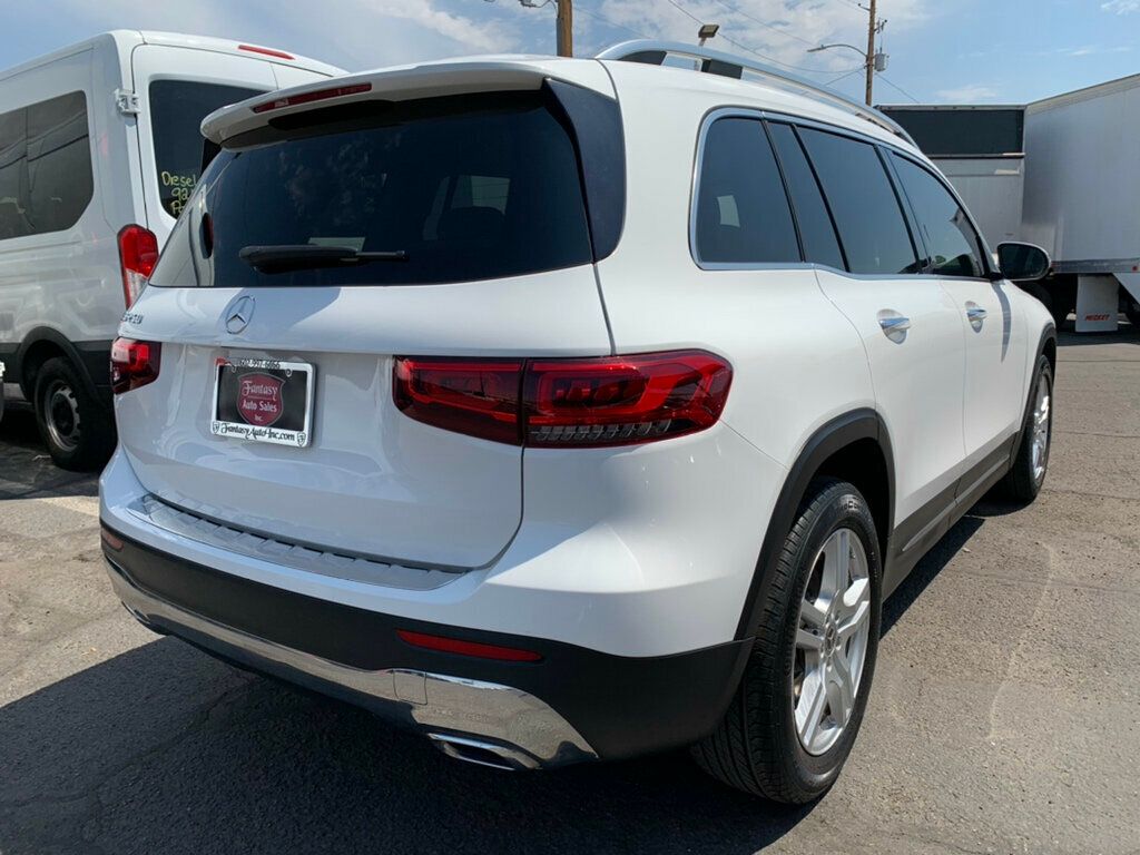 2020 Mercedes Benz GLB 250 photo 10