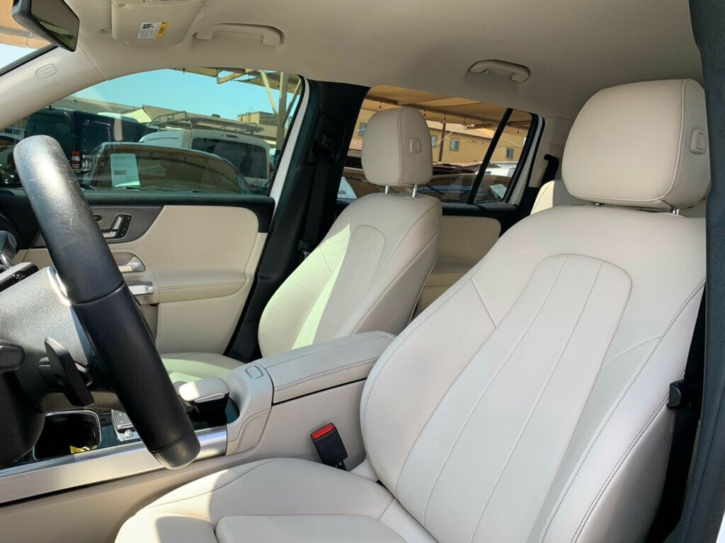 2020 Mercedes Benz GLB 250 photo 14