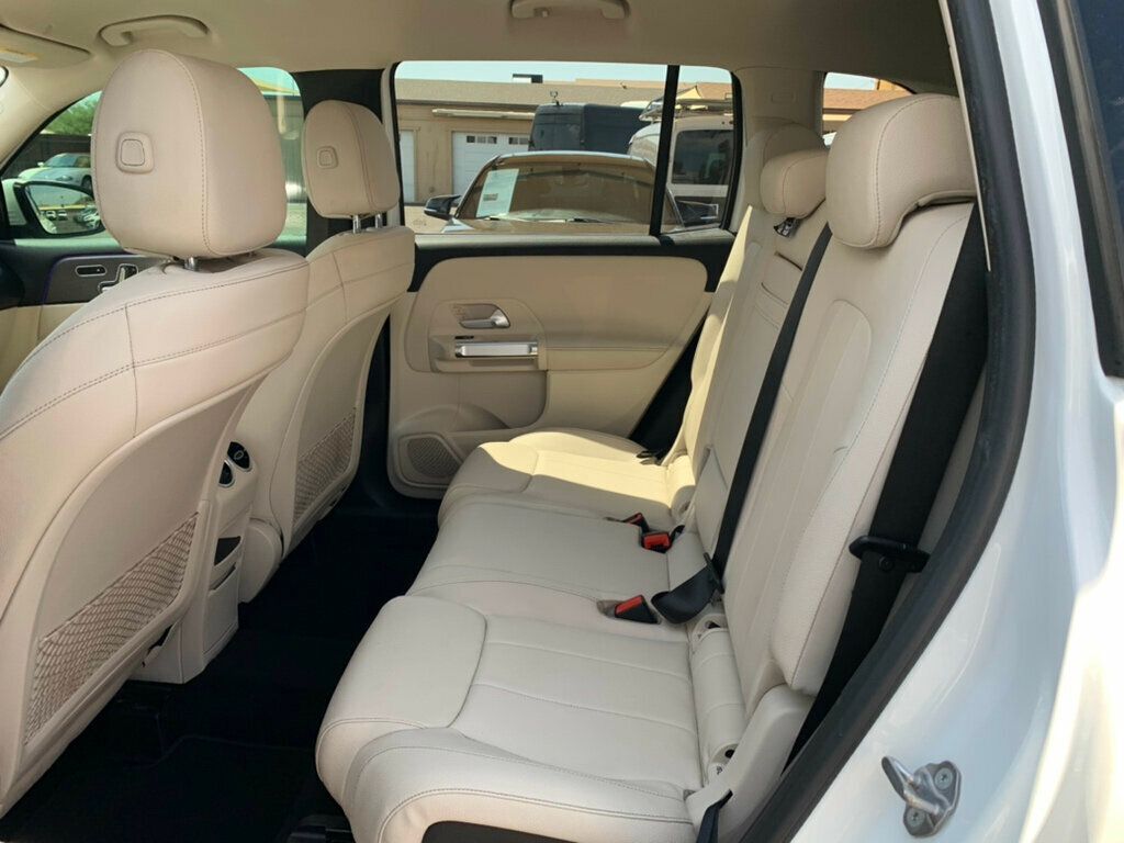 2020 Mercedes Benz GLB 250 photo 21