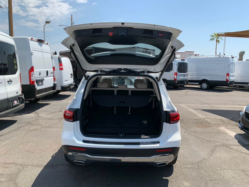 2020 Mercedes Benz GLB 250 photo 32
