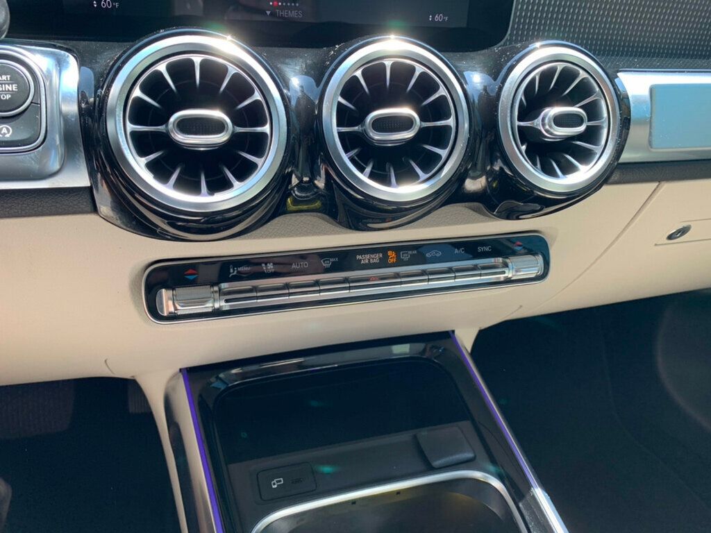 2020 Mercedes Benz GLB 250 photo 39