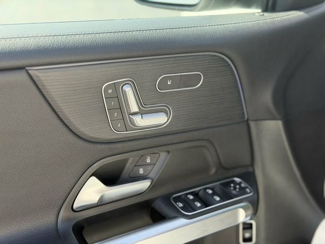 2020 Mercedes-Benz GLB GLB 250 SUV - 23069828 - 10