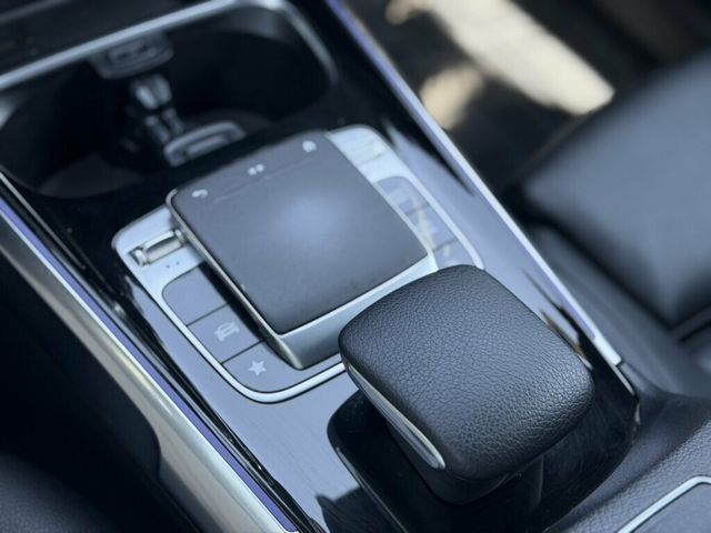 2020 Mercedes-Benz GLB GLB 250 SUV - 23069828 - 34