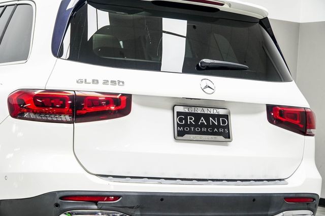 2020 Mercedes-Benz GLB GLB 250 SUV - 22954630 - 12