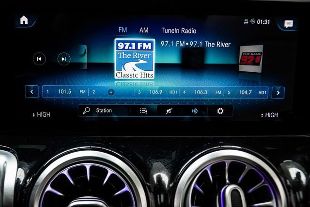 2020 Mercedes-Benz GLB GLB 250 SUV - 22954630 - 21