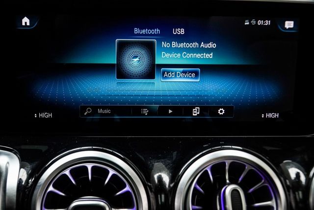 2020 Mercedes-Benz GLB GLB 250 SUV - 22954630 - 23