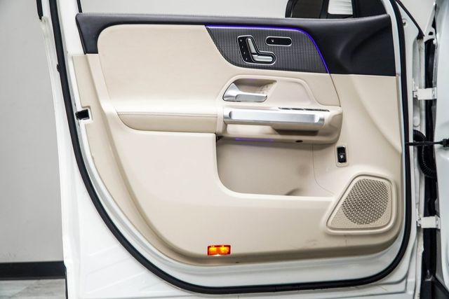 2020 Mercedes-Benz GLB GLB 250 SUV - 22954630 - 30