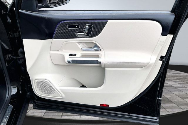 2020 Mercedes-Benz GLB GLB 250 SUV - 23028034 - 16