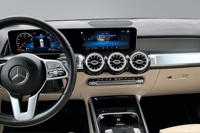 2020 Mercedes-Benz GLB GLB 250 SUV - 23028034 - 24