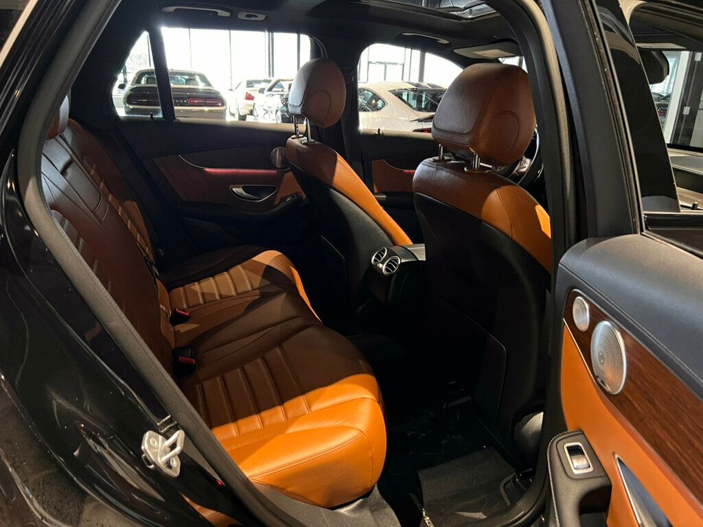 2020 Mercedes-Benz GLC AMG43/NightPkg/MultimediaPkg/ParkAssistPkg/PanoRoof/PerfExhaust - 22977824 - 13