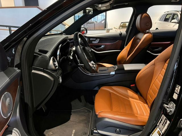 2020 Mercedes-Benz GLC AMG43/NightPkg/MultimediaPkg/ParkAssistPkg/PanoRoof/PerfExhaust - 22977824 - 8