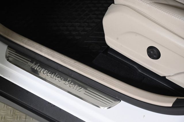 2020 Mercedes-Benz GLC GLC 300 - 22963720 - 18