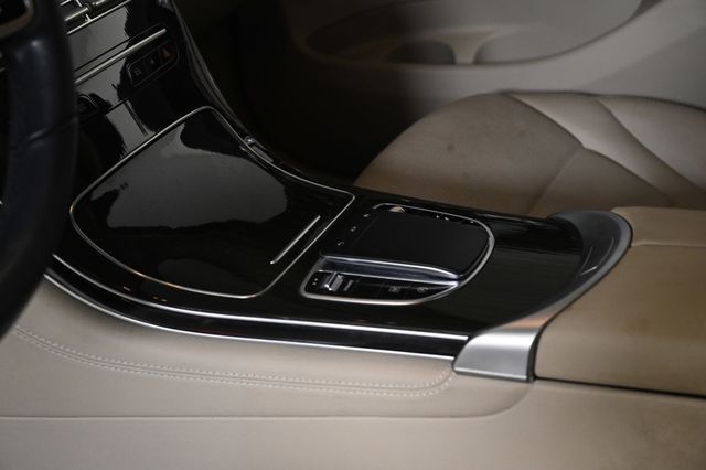 2020 Mercedes-Benz GLC GLC 300 - 22963720 - 19