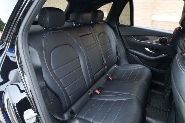 2020 Mercedes-Benz GLC GLC300 - 23032476 - 24