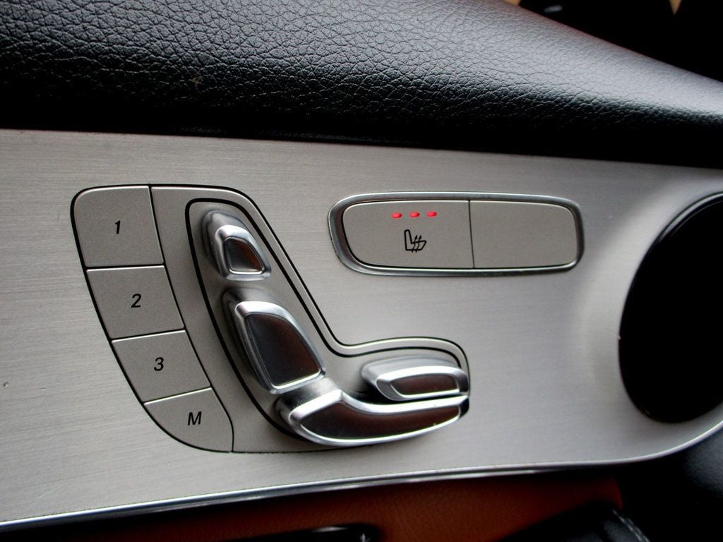 2020 Mercedes-Benz GLC GLC 300 4MATIC Coupe - 22980881 - 26