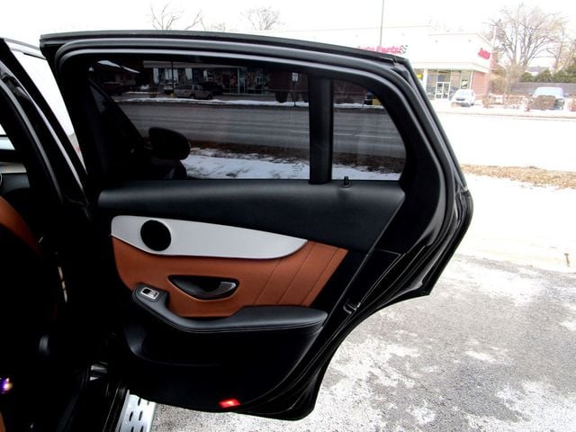 2020 Mercedes-Benz GLC GLC 300 4MATIC Coupe - 22980881 - 34