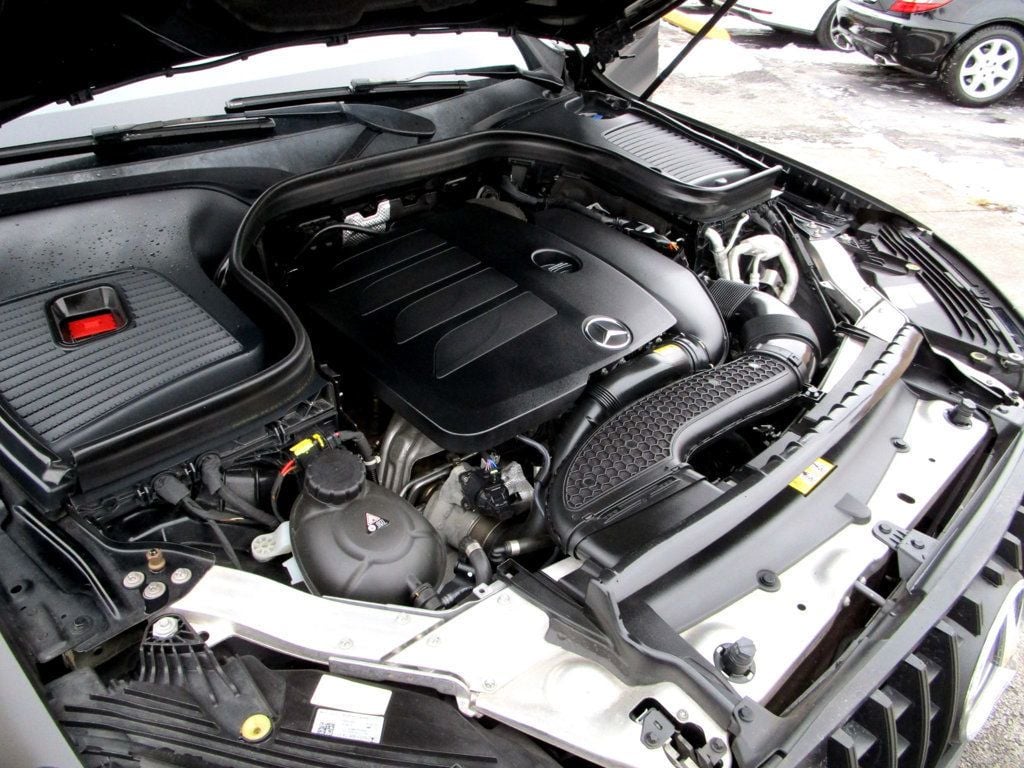 2020 Mercedes-Benz GLC GLC 300 4MATIC Coupe - 22980881 - 35