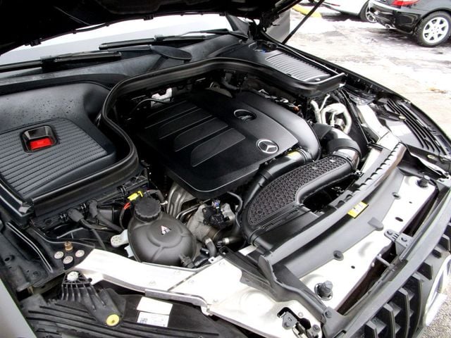 2020 Mercedes-Benz GLC GLC 300 4MATIC Coupe - 22980881 - 35