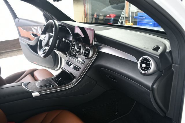 2020 Mercedes-Benz GLC GLC 300 4MATIC Coupe - 22970707 - 27