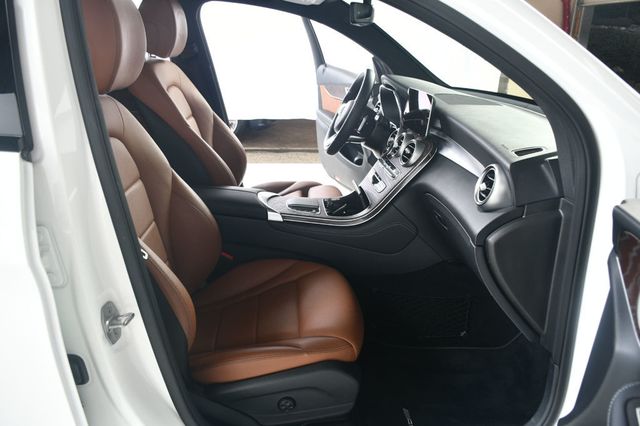 2020 Mercedes-Benz GLC GLC 300 4MATIC Coupe - 22970707 - 29