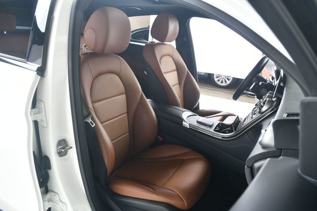 2020 Mercedes-Benz GLC GLC 300 4MATIC Coupe - 22970707 - 31