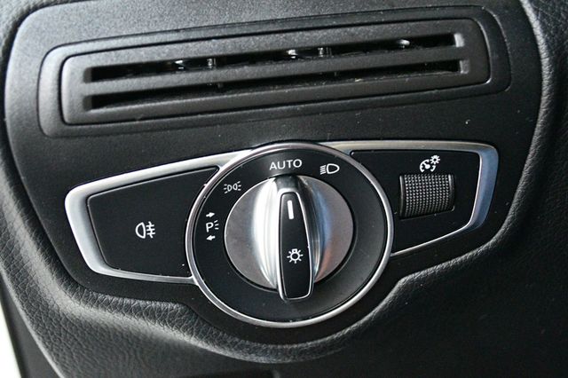 2020 Mercedes-Benz GLC GLC 300 4MATIC Coupe - 22970707 - 70