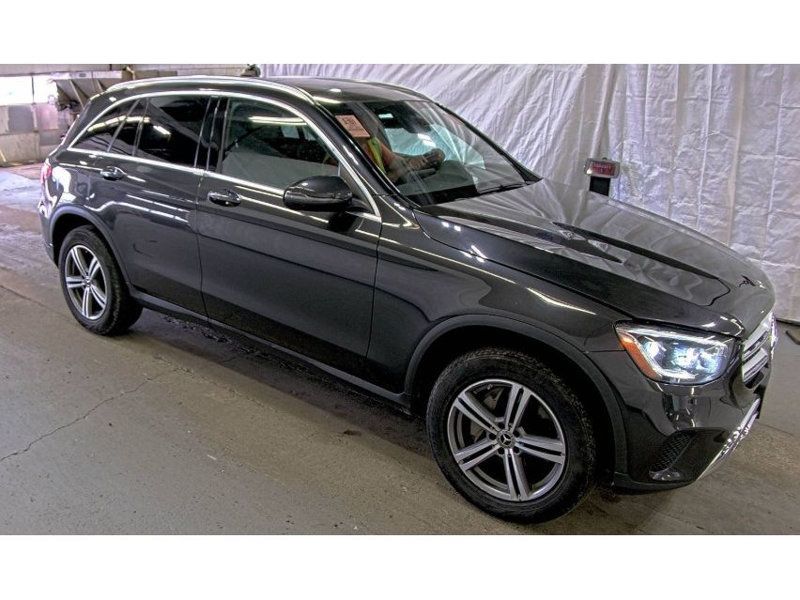 2020 Mercedes Benz GLC 300 4MATIC photo 2