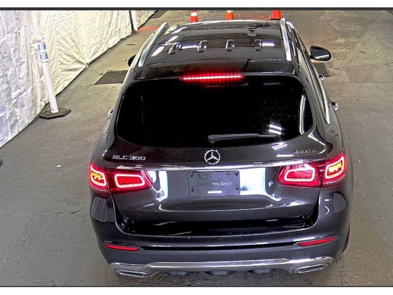 2020 Mercedes Benz GLC 300 4MATIC photo 4