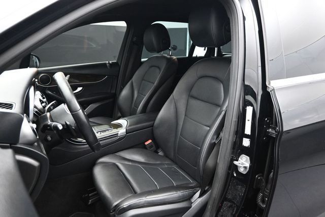 2020 Mercedes-Benz GLC GLC 300 4MATIC SUV - 23048916 - 4