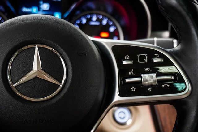 2020 Mercedes-Benz GLC GLC 300 4MATIC SUV - 22933450 - 16