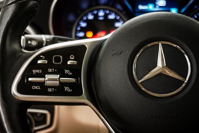 2020 Mercedes-Benz GLC GLC 300 4MATIC SUV - 22933450 - 17